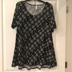 Lularoe perfect t- dandelion print